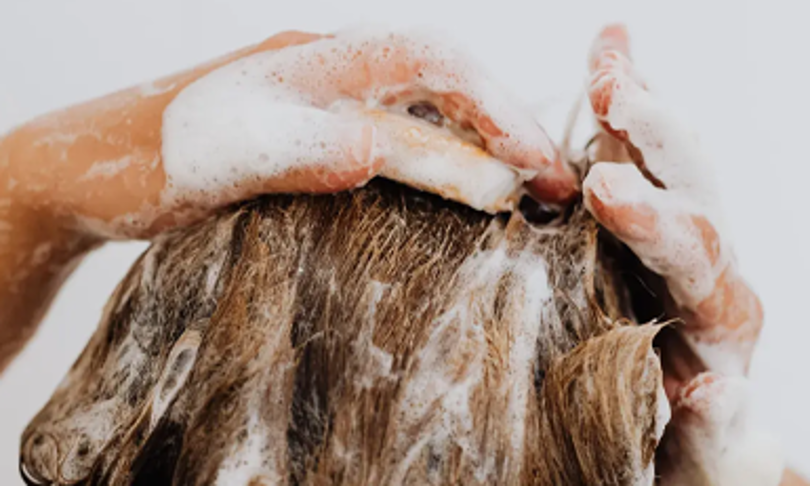 بهترین ماسک مو برای موهای خشک و موخوره‌دار